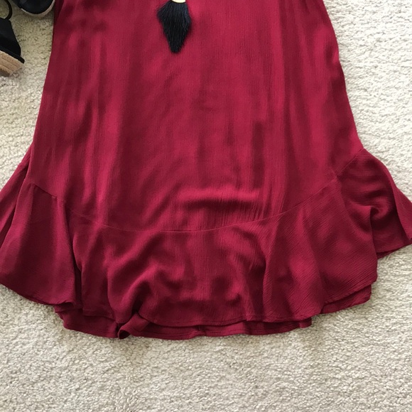 Wine Color, Scoopback Sleeveless Dress - Picture 3 of 8